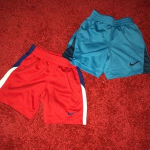 Infant Nike short size 24m